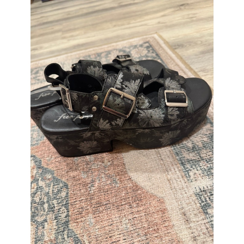 Free People Daisy Sandals - Picture 3 of 4